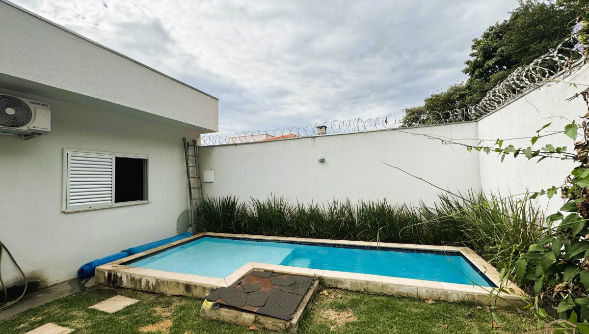IMG_0266Siqueira Imóveis de Pirenópolis / Goiás / BrasilVenda de Casa em Brasília é na Siqueira Imobiliária de Pirenópolis / Imobiliária de Goiás / Imobiliária do Brasil / Imobiliária do Centro-Oeste / Pirenópolis Imóveis / Imóveis Pirenópolis / Imobiliária de Pirenópolis / Pirenópolis Imobiliária / Goiás Imóveis / Brasil Imóveis / Pirenópolis / Goiás / Brasil / Siqueira Imobiliária de Goiás / Consultoria Imobiliária / Consultor Imobiliário / Venda de Imóveis Pirenópolis / Melhor Imobiliária de Pirenópolis / Venda de pousadas / Venda de terrenos / venda de casas/ Venda de Lotes / Venda de Chácara / Venda de Fazenda / Venda de Apartamentos / Venda de Flat / Venda de Sítio / Brasília Imóveis / Goiânia Imóveis / Imobiliária de Goiânia / Imobiliária de Brasília/ Imobiliária em Pirenópolis / Imobiliária de Pirenópolis / Condomínio Fechado Vaga Fogo / Condomínio Paço da Estalagem / Condomínio Parque da Estalagem / Condomínio Quinta do Sol / Condomínio Fechado Pirenópolis / Cachoeiras Pirenópolis / Restaurante Pirenópolis /Siqueira Imóveis de Pirenópolis / Goiás / BrasilVenda de Casa em Brasília é na Siqueira Imobiliária de Pirenópolis / Imobiliária de Goiás / Imobiliária do Brasil / Imobiliária do Centro-Oeste / Pirenópolis Imóveis / Imóveis Pirenópolis / Imobiliária de Pirenópolis / Pirenópolis Imobiliária / Goiás Imóveis / Brasil Imóveis / Pirenópolis / Goiás / Brasil / Siqueira Imobiliária de Goiás / Consultoria Imobiliária / Consultor Imobiliário / Venda de Imóveis Pirenópolis / Melhor Imobiliária de Pirenópolis / Venda de pousadas / Venda de terrenos / venda de casas/ Venda de Lotes / Venda de Chácara / Venda de Fazenda / Venda de Apartamentos / Venda de Flat / Venda de Sítio / Brasília Imóveis / Goiânia Imóveis / Imobiliária de Goiânia / Imobiliária de Brasília/ Imobiliária em Pirenópolis / Imobiliária de Pirenópolis / Condomínio Fechado Vaga Fogo / Condomínio Paço da Estalagem / Condomínio Parque da Estalagem / Condomínio Quinta do Sol / Condomínio Fechado Pirenópolis / Cachoeiras Pirenópolis / Restaurante Pirenópolis /